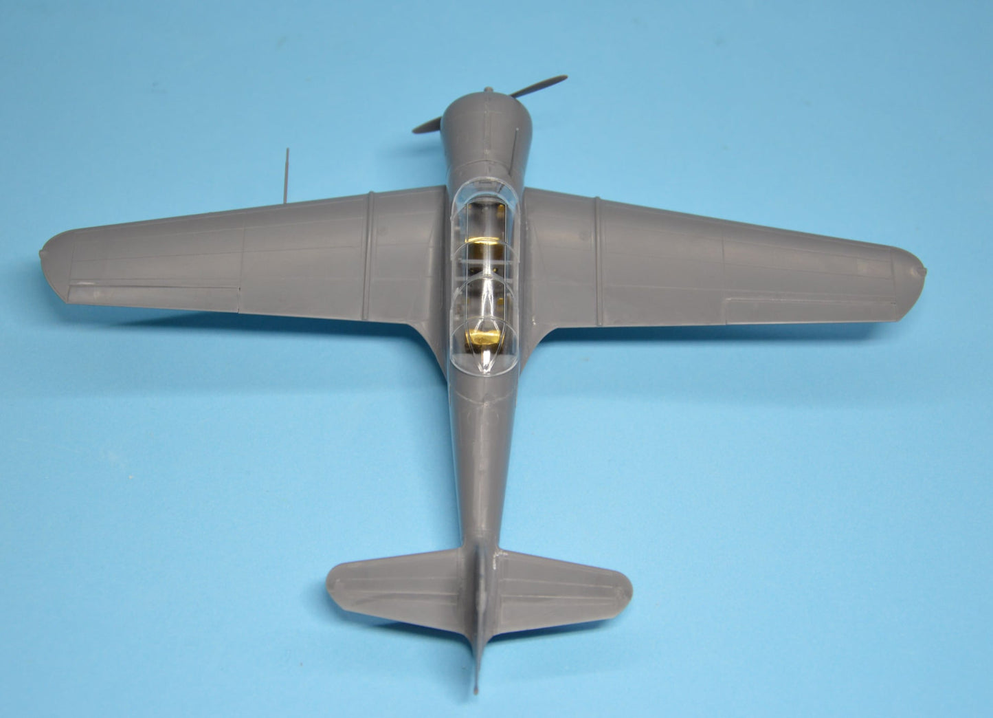 611 - Dora Wings - 48041 - Curtiss-Wright SNC-1 Falcon - unpainted model
