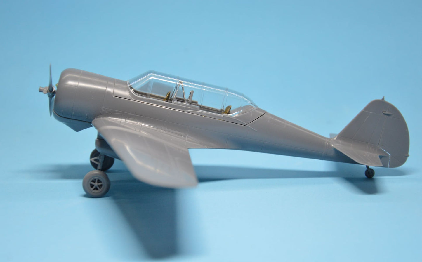 613 - Dora Wings - 48041 - Curtiss-Wright SNC-1 Falcon - unpainted model