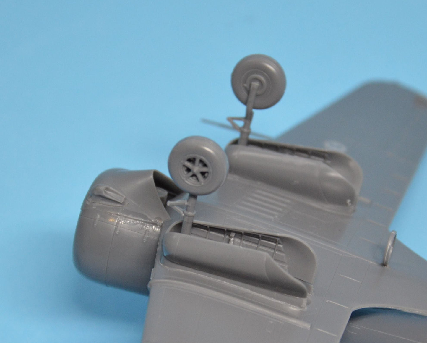 618 - Dora Wings - 48041 - Curtiss-Wright SNC-1 Falcon - unpainted model