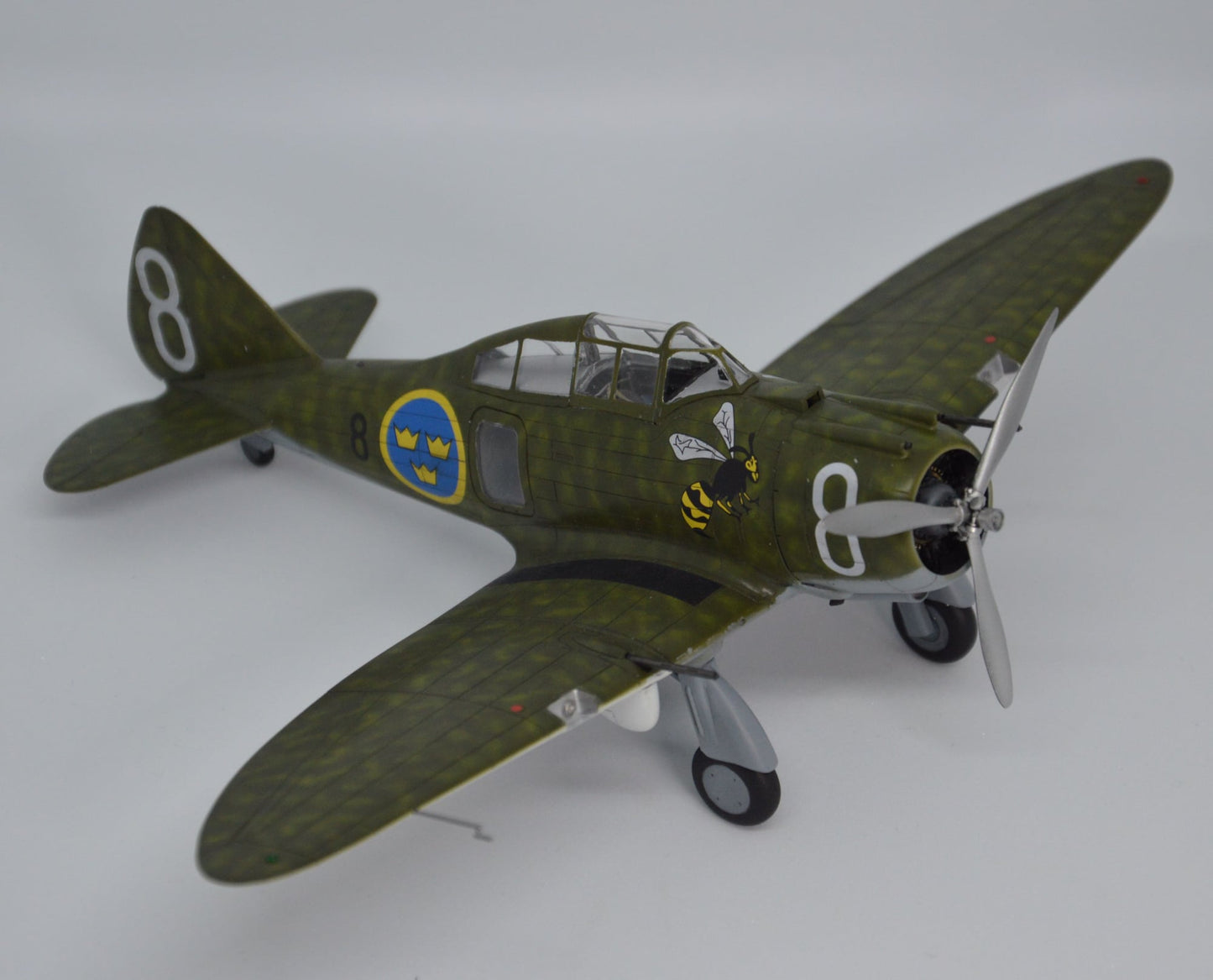 713 - Dora Wings - 48042 - Seversky J 9 - painted model