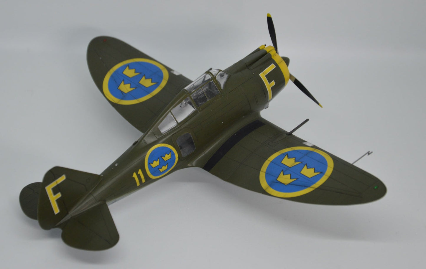 719 - Dora Wings - 48042 - Seversky J 9 - painted model