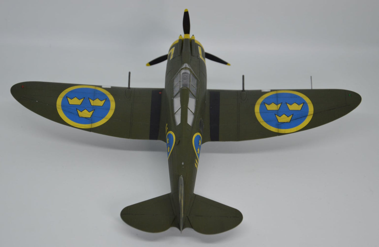 720 - Dora Wings - 48042 - Seversky J 9 - painted model