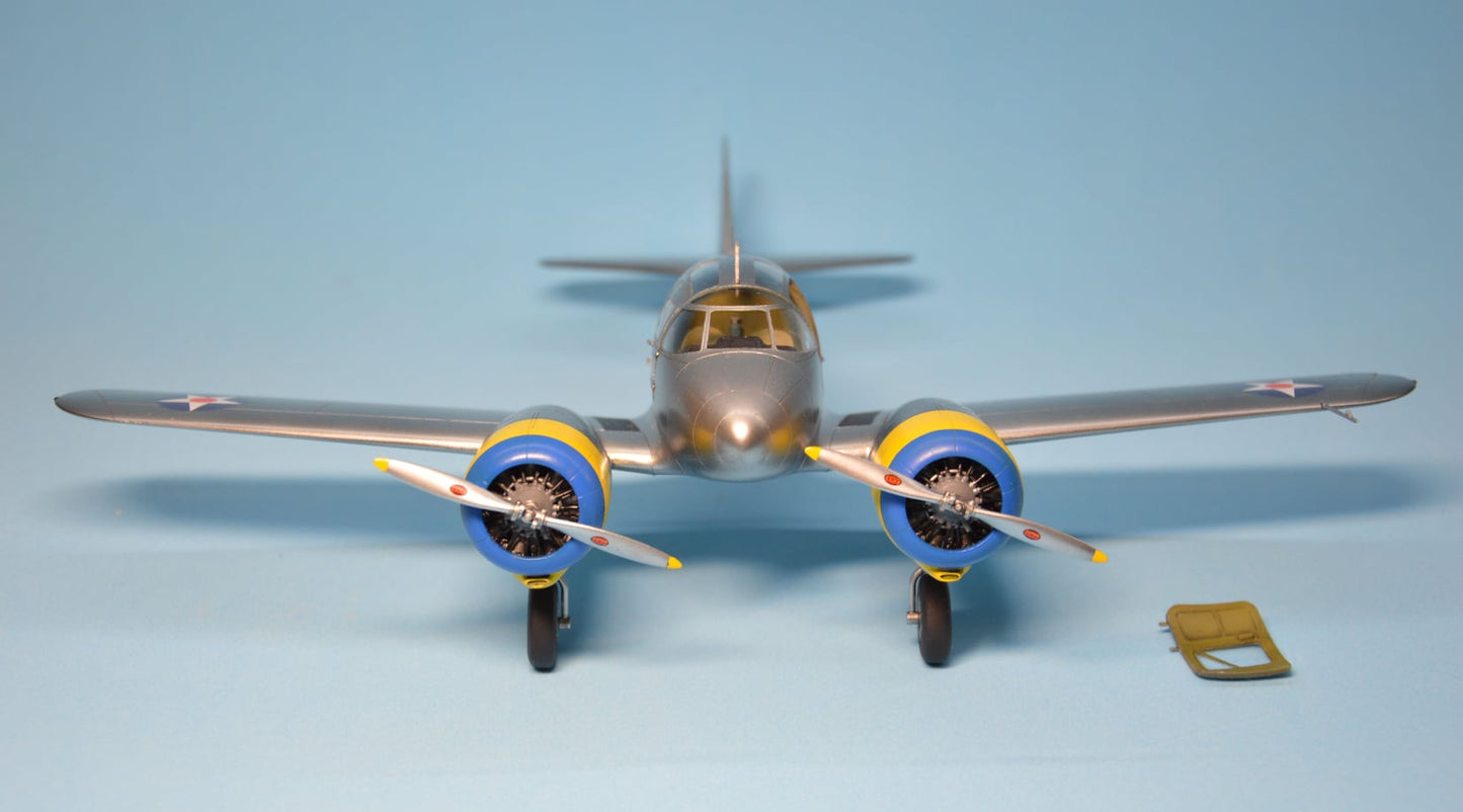 713 - Dora Wings - 48043 - Curtiss-Wright AT-9 Jeep - painted model