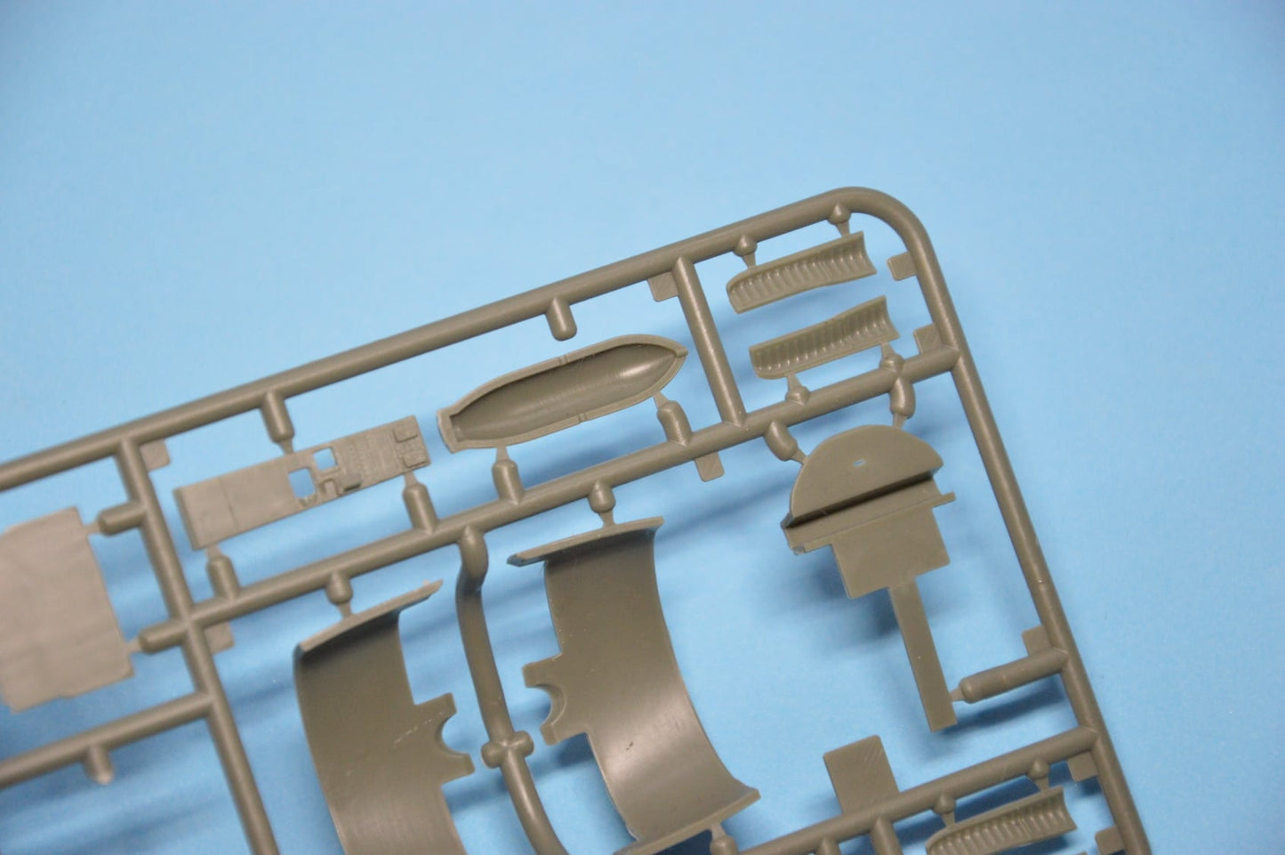 209 - Dora Wings - 48049 - Curtiss-Wright CW-21A - sprue