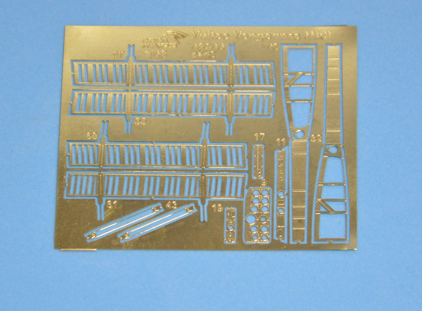 280 - Dora Wings - 48049 - Curtiss-Wright CW-21A - photo-etched parts