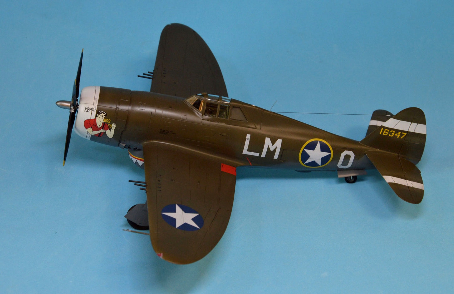 708 - Dora Wings - 48054 - Republic P-47C Thunderbolt with Ferry Tank - painted model