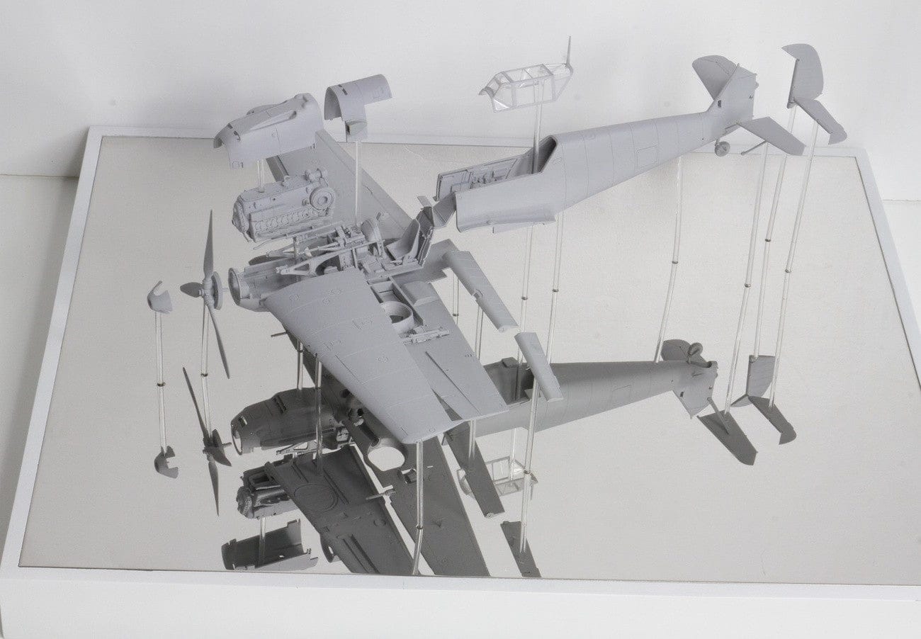 601 - Dragon - 5550 - Messerschmitt Bf 109 E-4 - unpainted model