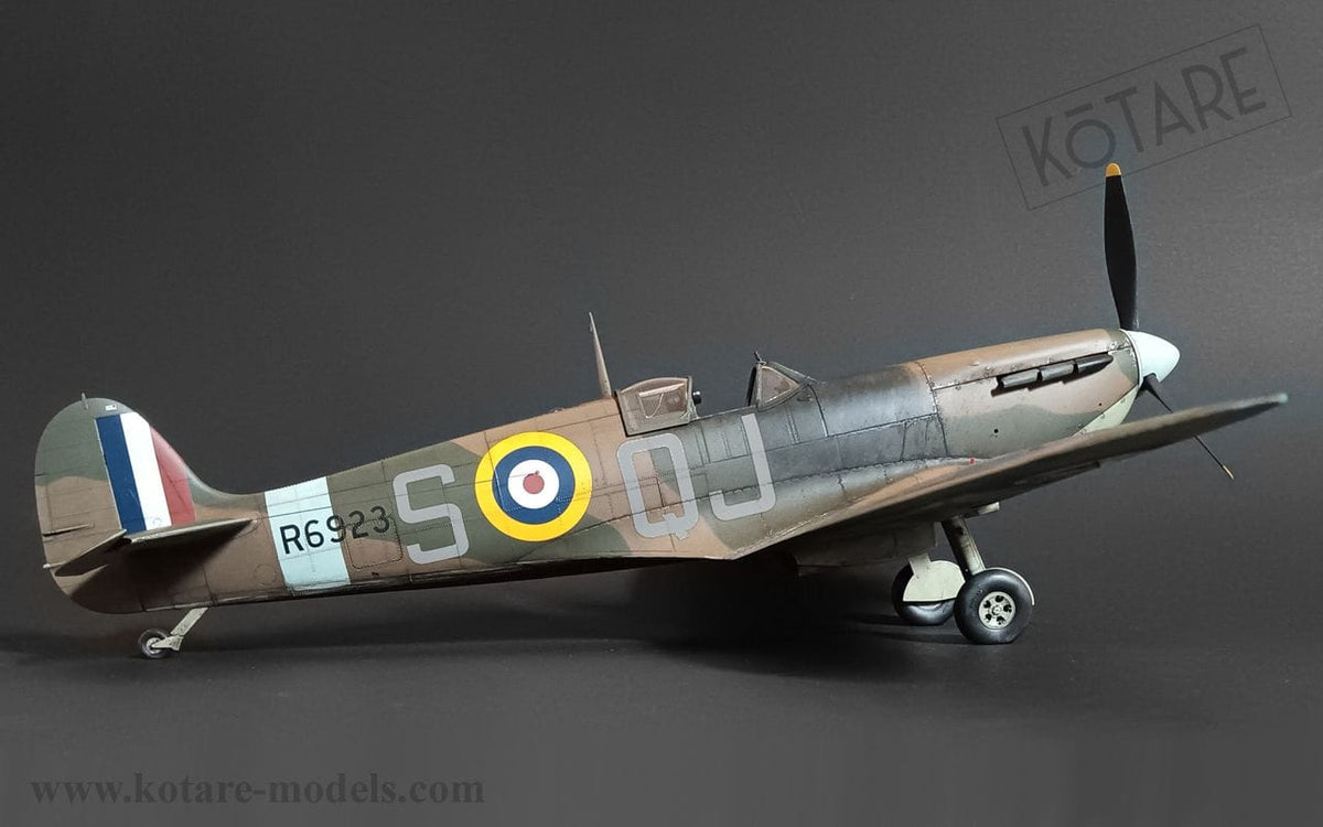 701 - Kotare - 32006 - Supermarine Spitfire Mk Vb (early) - painted model