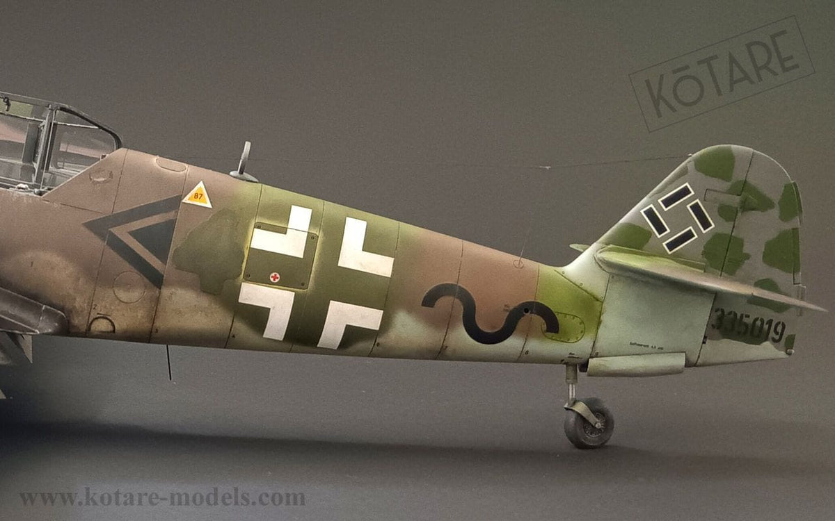 716 - Kotare - 32009 - Messerschmitt Bf 109 K-4 - painted model