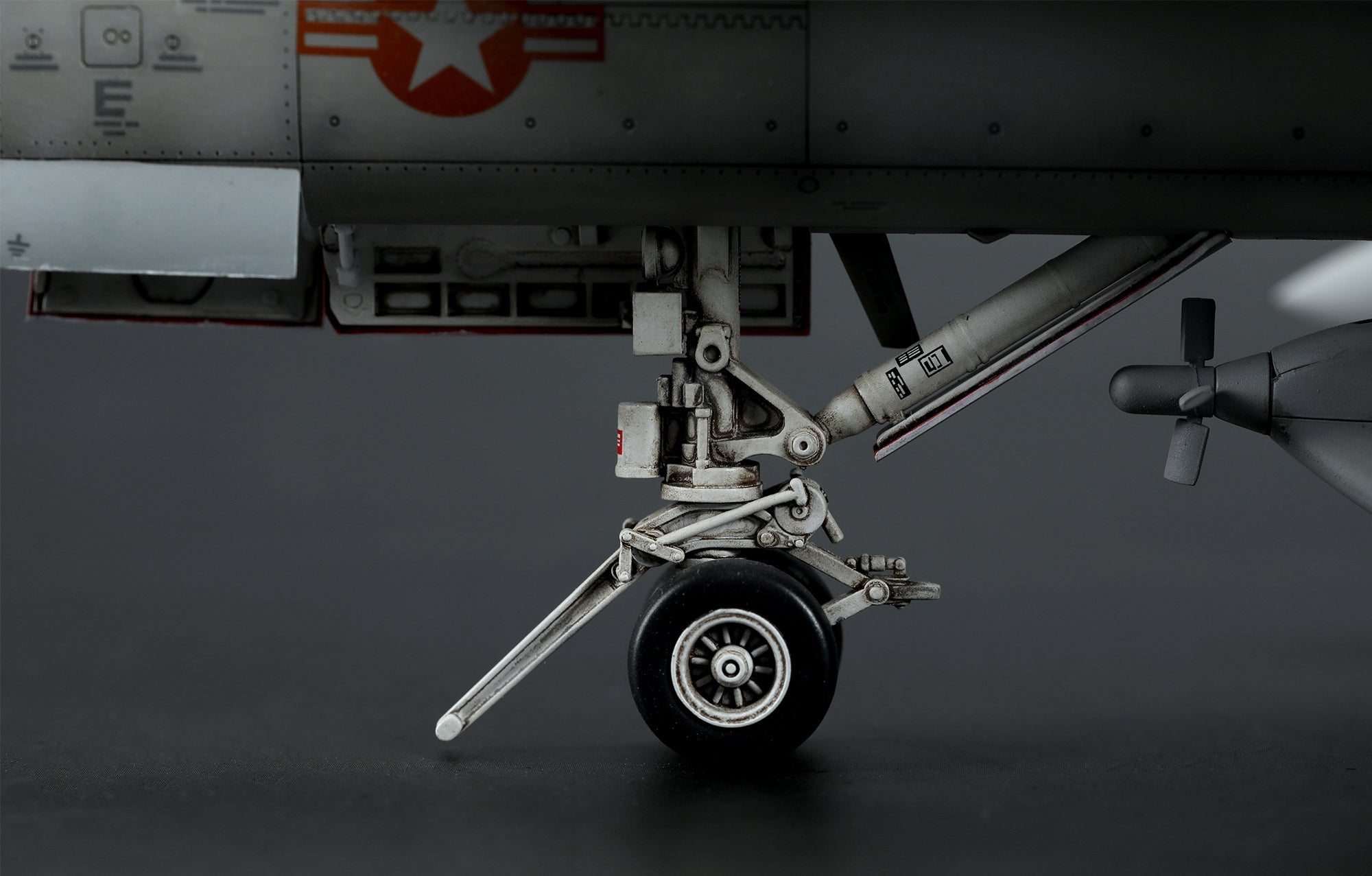 painted model - Landing gear details are accurately reproduced.