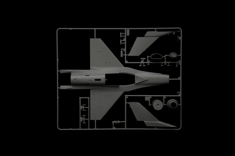 Lockheed Martin F-16C Fighting Falcon [War Thunder] - sprue