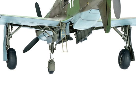 706 - Zoukei-Mura - SWS10 - Dornier Do 335 A-0 Pfeil - painted model