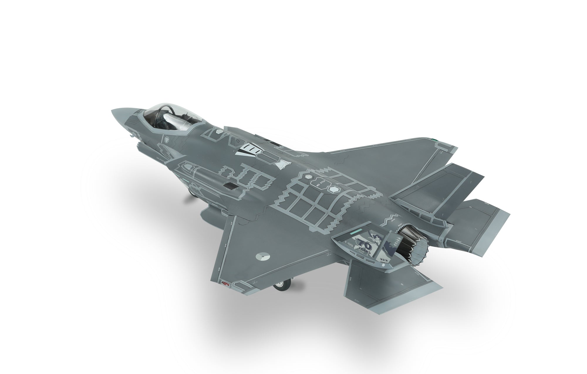 painted model - The stealth external shape of F-35A “Lightning” II fighter is completely replicated.