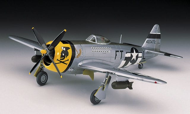 700 - Hasegawa - A08 - Republic P-47D Thunderbolt - painted model