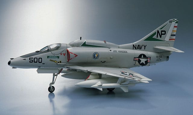Hasegawa - B09 - Douglas A-4F Skyhawk - painted model