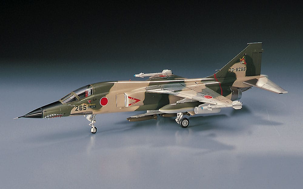 Hasegawa - C03 - Mitsubishi F-1 - painted model