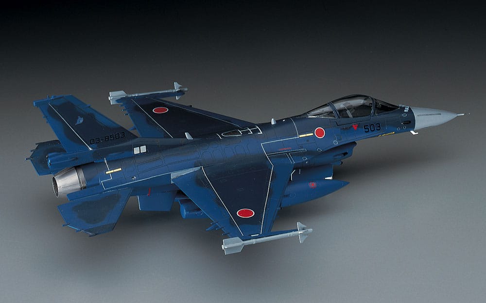 Hasegawa - E15 - Mitsubishi F-2A/B - painted model