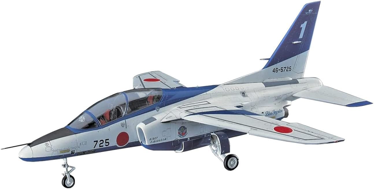 700 - Hasegawa - PT16 - Kawasaki T-4 ‘Blue Impulse’ - painted model