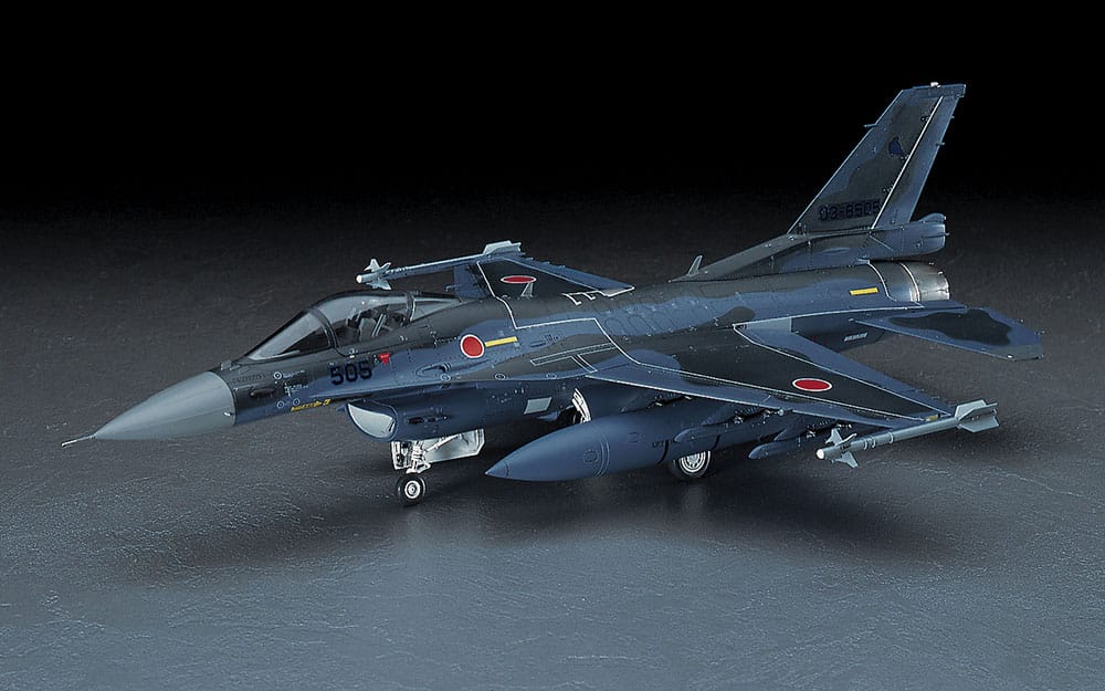 700 - Hasegawa - PT27 - Mitsubishi F-2A - painted model