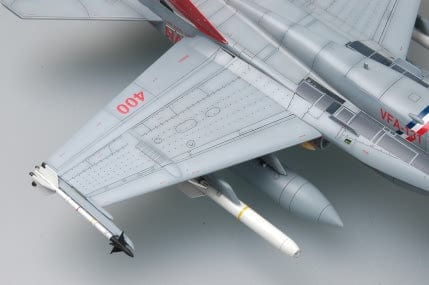 703 - HobbyBoss - 80321 - McDonnell Douglas F/A-18C Hornet - painted model