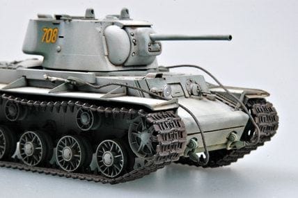 703 - HobbyBoss - 84813 - KV-1 obr. 1942 Cast Turret - painted model