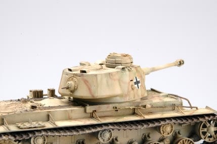 702 - HobbyBoss - 84818 - Pz.Kpfw. KW-I 756(r) - painted model