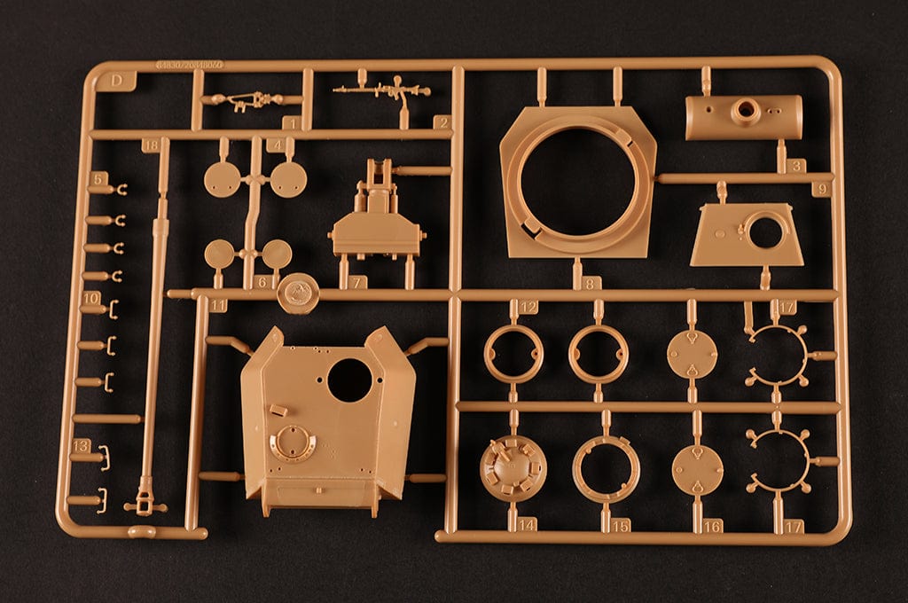 201 - HobbyBoss - 84830 - Pz.Kpfw. V Ausf. A Panther - sprue