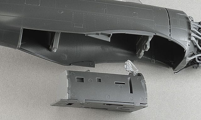 600 - Hasegawa - ST33 - Kawanishi N1K2-J Shidenkai ‘George’ - unpainted model