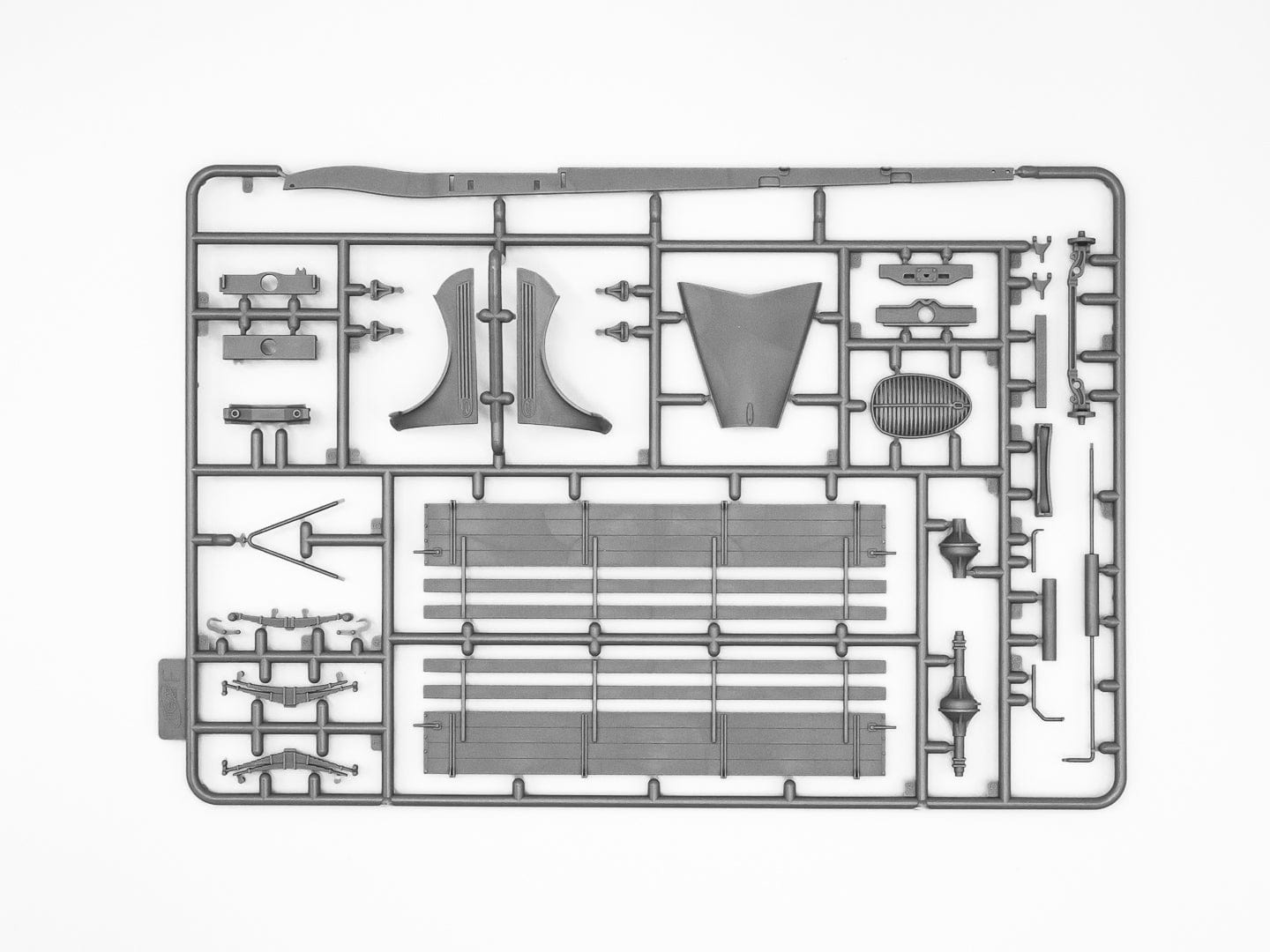 204 - ICM - 35408 - Ford-Werke G 917 T Truppenluftschutzwagen - sprue