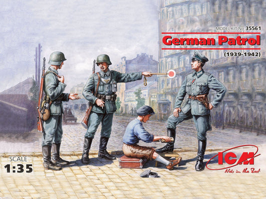 010 - ICM - 35561 - German Patrol (1943-45) - primary image