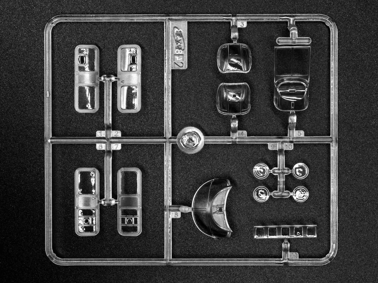 210 - ICM - 48268 - Heinkel He 111 H-20 - sprue