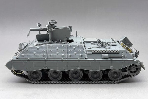 600 - Das Werk - 35035 - Raketenjagdpanzer Jaguar 2 - unpainted model