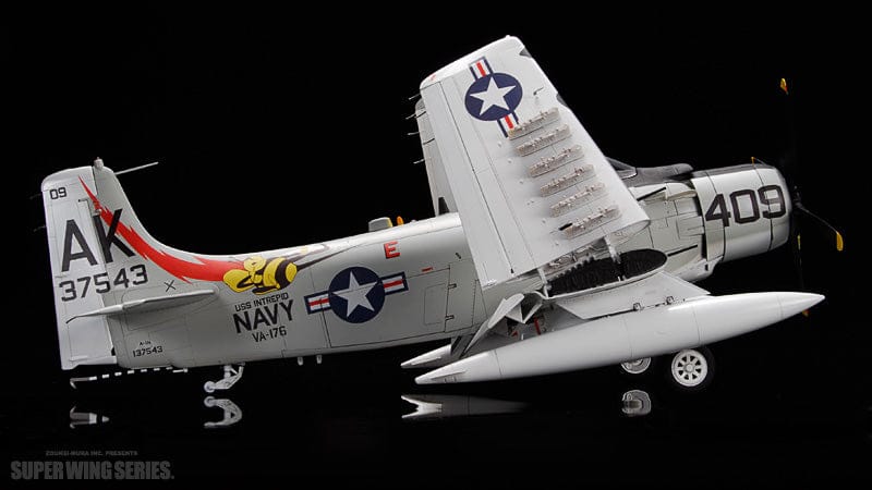 Zoukei-Mura - SWS03 - Douglas A-1H Skyraider - painted model
