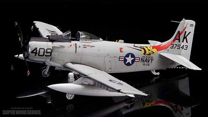 713 - Zoukei-Mura - SWS03 - Douglas A-1H Skyraider - painted model