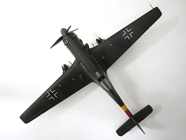 707 - Zoukei-Mura - SWS02 - Focke-Wulf Ta 152 H-1 - painted model