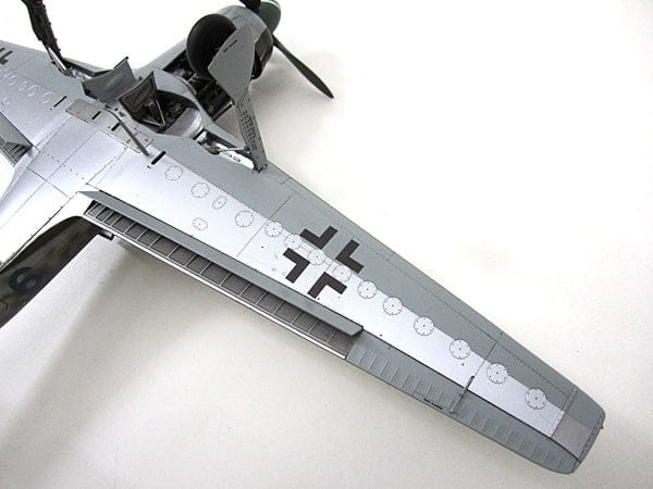 Zoukei-Mura - SWS02 - Focke-Wulf Ta 152 H-1 - painted model