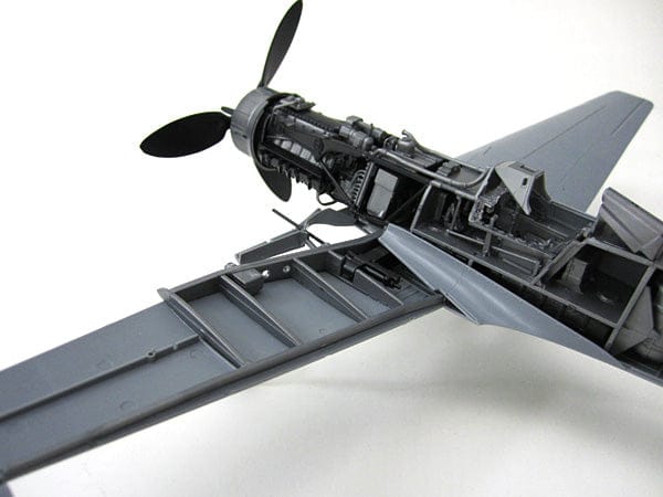 600 - Zoukei-Mura - SWS02 - Focke-Wulf Ta 152 H-1 - unpainted model