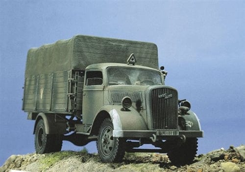 011 - Italeri - 216 - Kfz. 305 Opel Blitz - secondary image