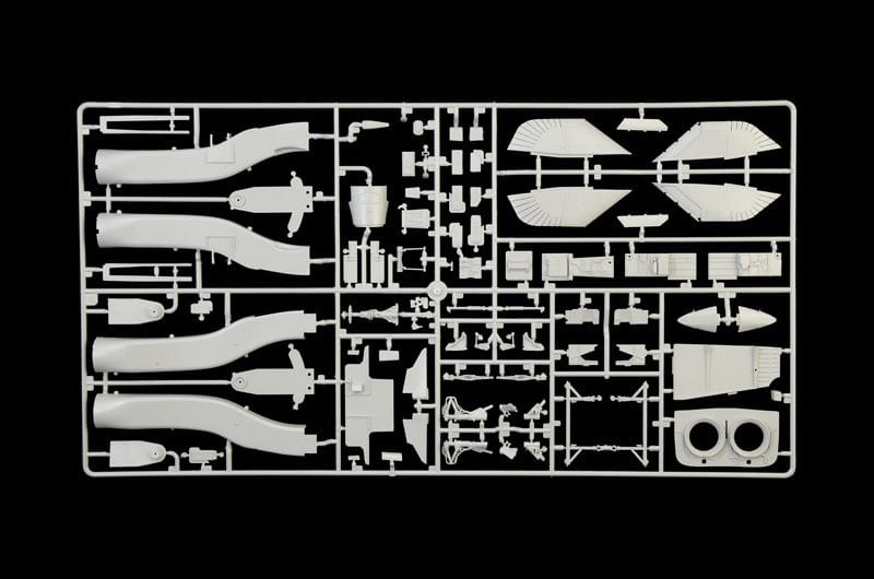 204 - Italeri - 2520 - Panavia Tornado IDS - sprue