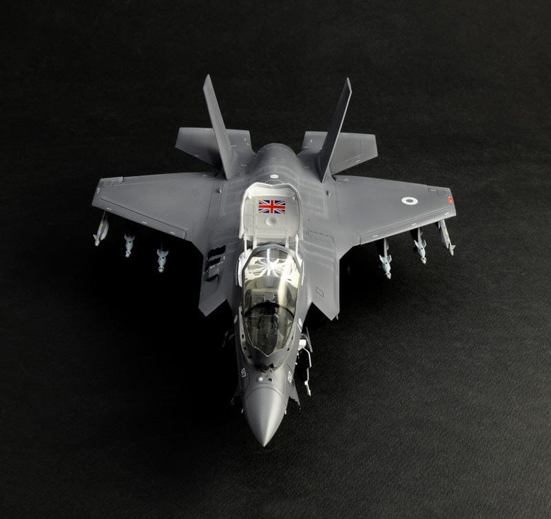 702 - Italeri - 2810 - Lockheed Martin F-35B Lightning II - painted model