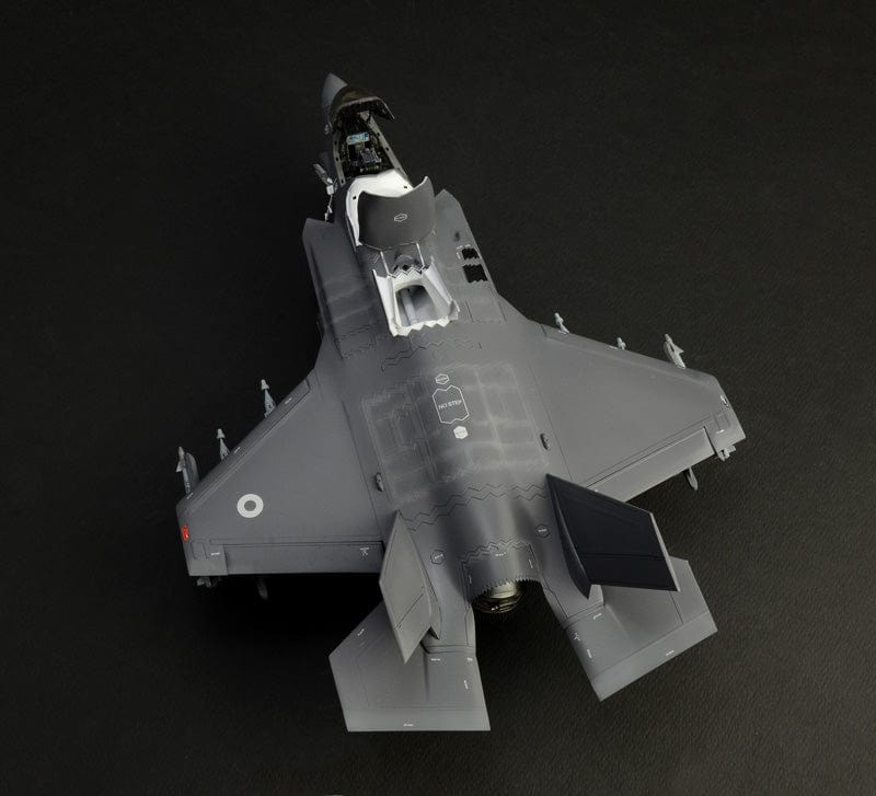 703 - Italeri - 2810 - Lockheed Martin F-35B Lightning II - painted model