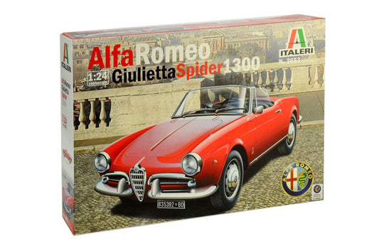 010 - Italeri - 3653 - Alfa Romeo Giulietta Spider 1300 Series 3 - primary image