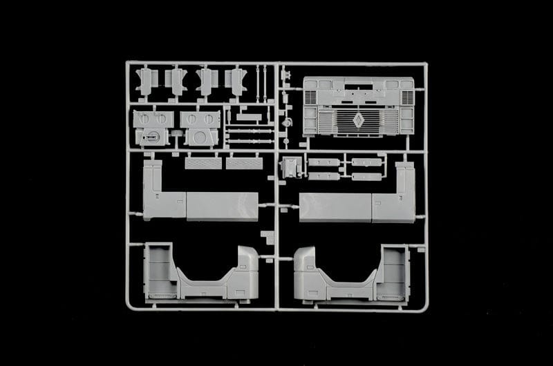 202 - Italeri - 3969 - Renault AE500 Magnum - sprue