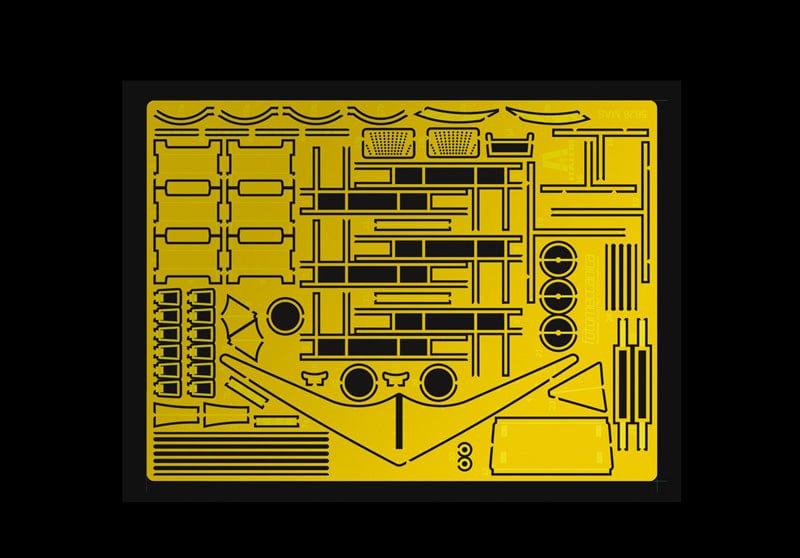 280 - Italeri - 5626 - MAS 563/568 with Crew - photo-etched parts