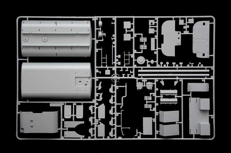 200 - Italeri - 6554 - M978 HEMTT - sprue