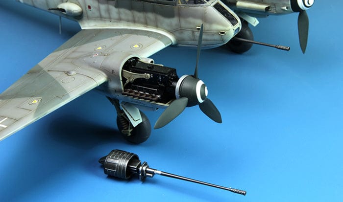 703 - Meng Model - LS-004 - Messerschmitt Me 410 B-2/U2/R4 - painted model