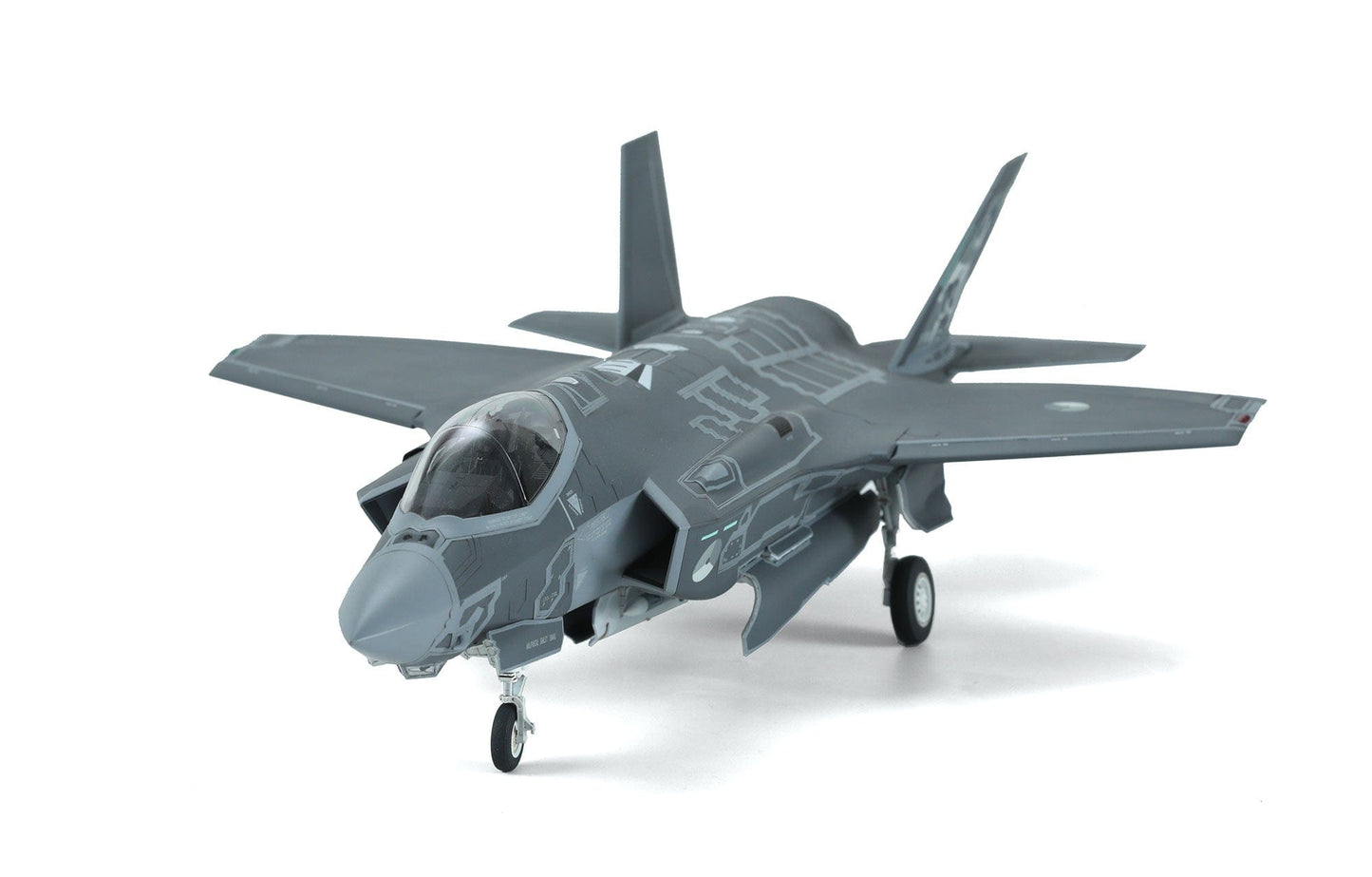 700 - Meng Model - LS-011 - Lockheed Martin F-35A Lightning II - painted model