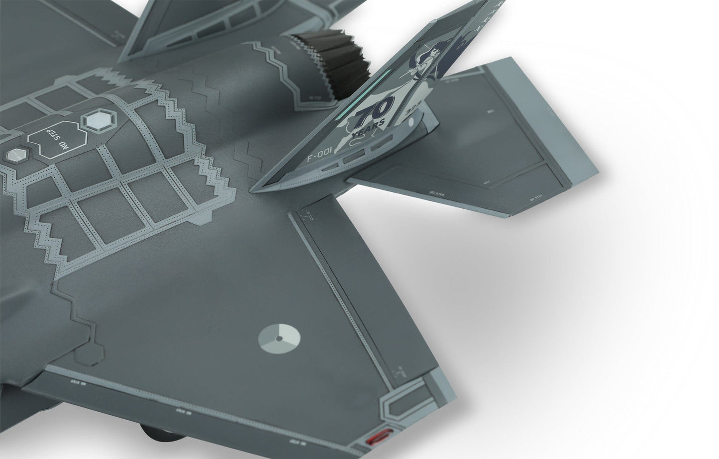 704 - Meng Model - LS-011 - Lockheed Martin F-35A Lightning II - painted model