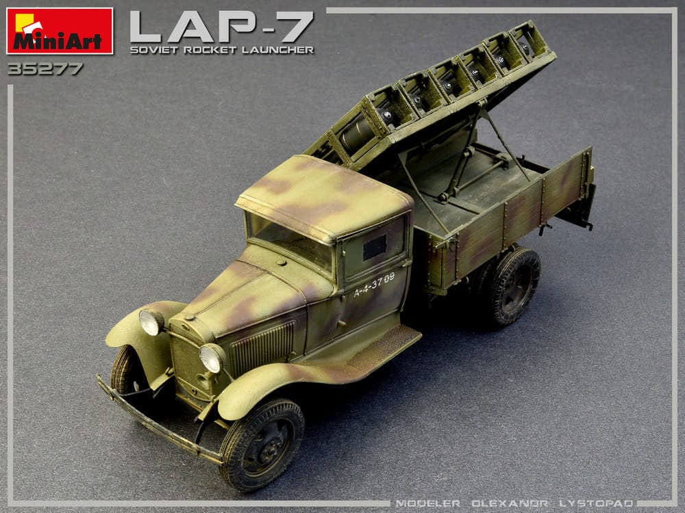 709 - Miniart - 35277 - GAZ-AA LAP-7 - painted model