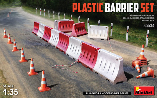 010 - Miniart - 35634 - Plastic Barriers - primary image